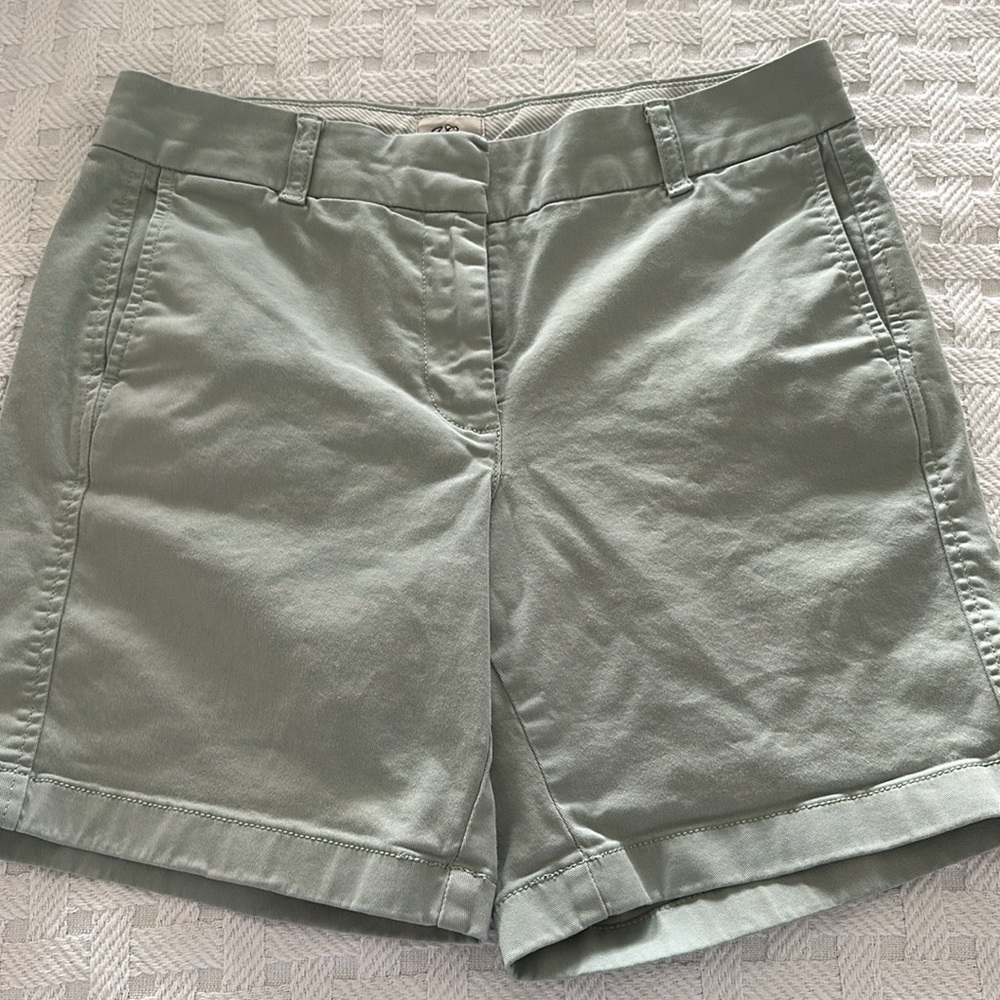 J Crew heritage chino shorts